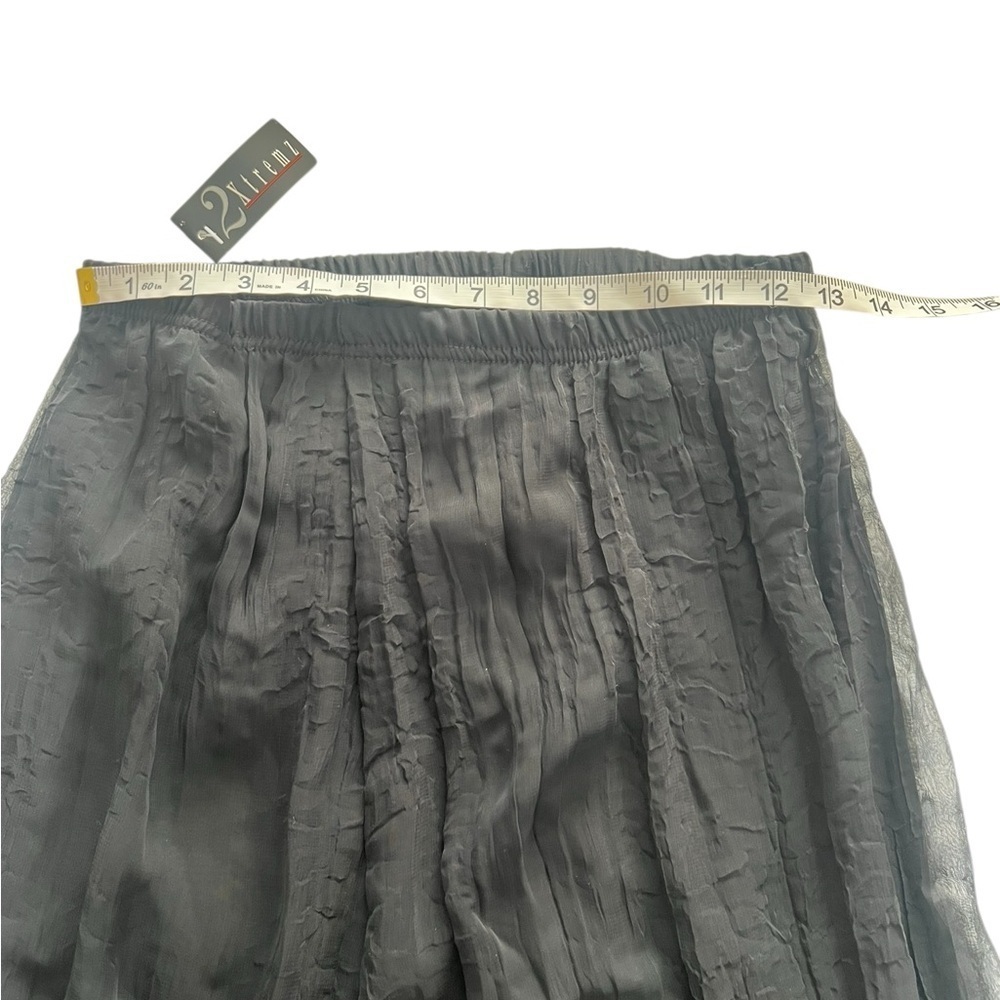 New maxi skirt - Picture 2 of 8